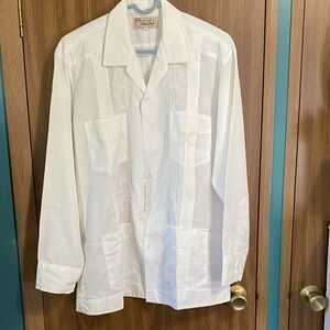 White Embroidered Button-Up Shirt VINTAGE